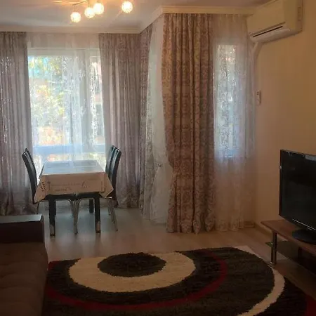 アパート Alex Apartment